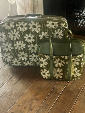 Rare Vintage 60s Samsonite Fashionnaire Flower Power Luggage with Travel Bag